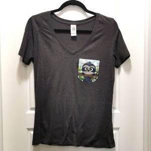 Sloth pocket short sleeve size large